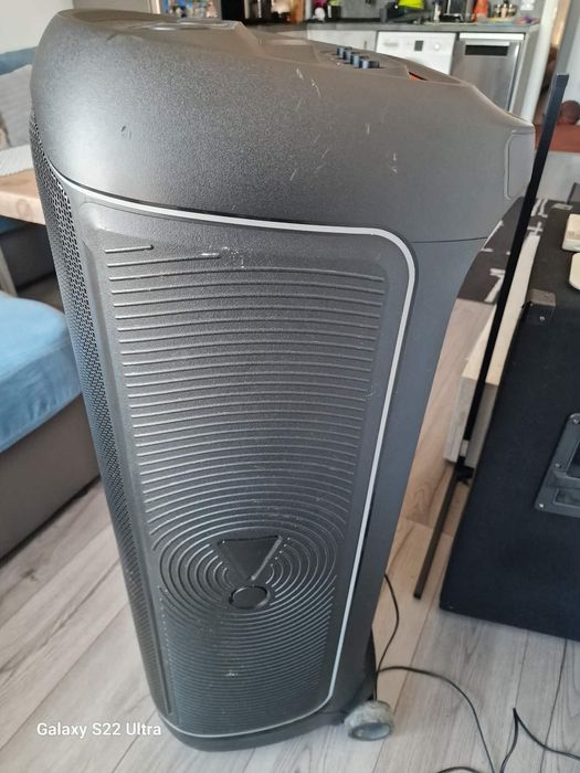 jbl partybox ultimate 1100W
