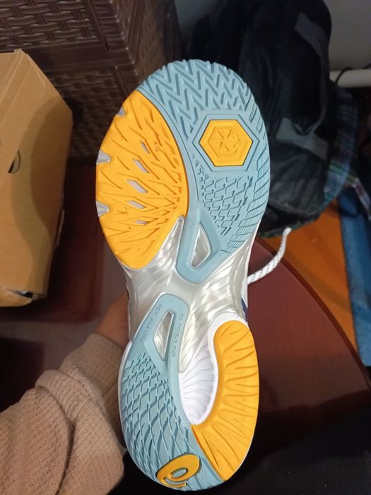 Асик красовки . хороший