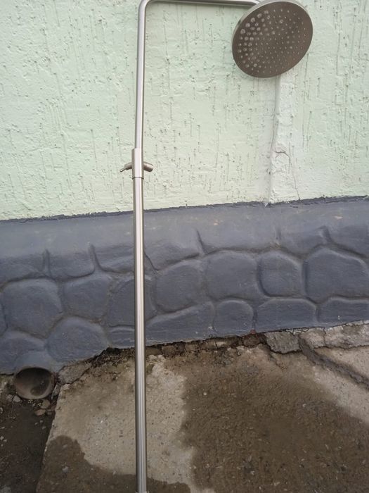 Душевая -стойка.