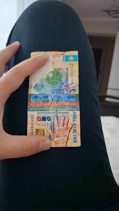 Продам монету коллекция