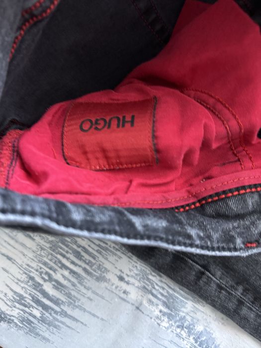 Дънки Hugo Boss