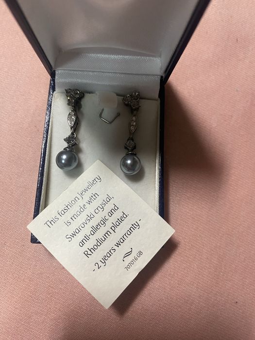 Елегантни висящи обеци Art de France с кристали Swarovski