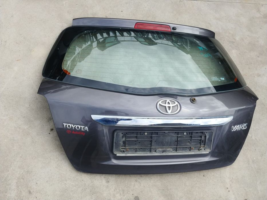 haion  toyota yaris 3 p13 2013