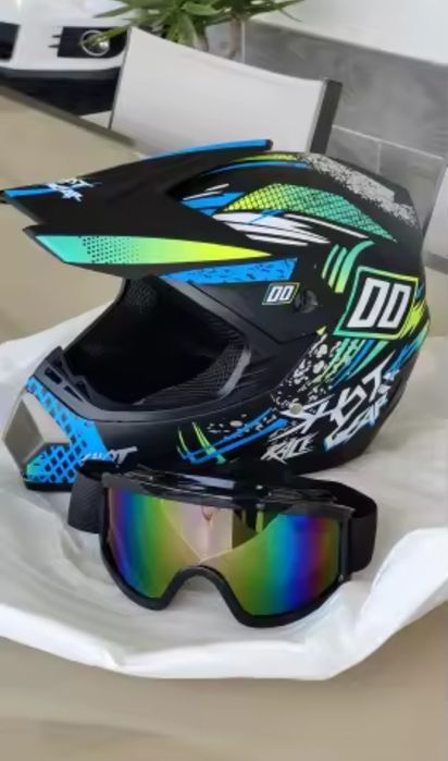 Casca moto enduro,  motocross,  downhill, mtb,  atv  mărimea  S ,M ,L