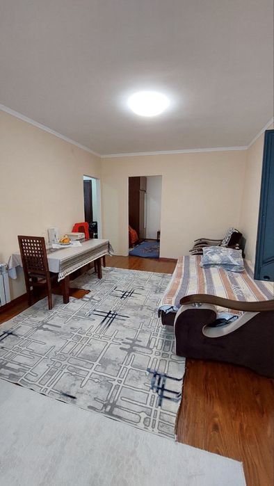 2х комнатная в центре Чирчика - заходи и живи!