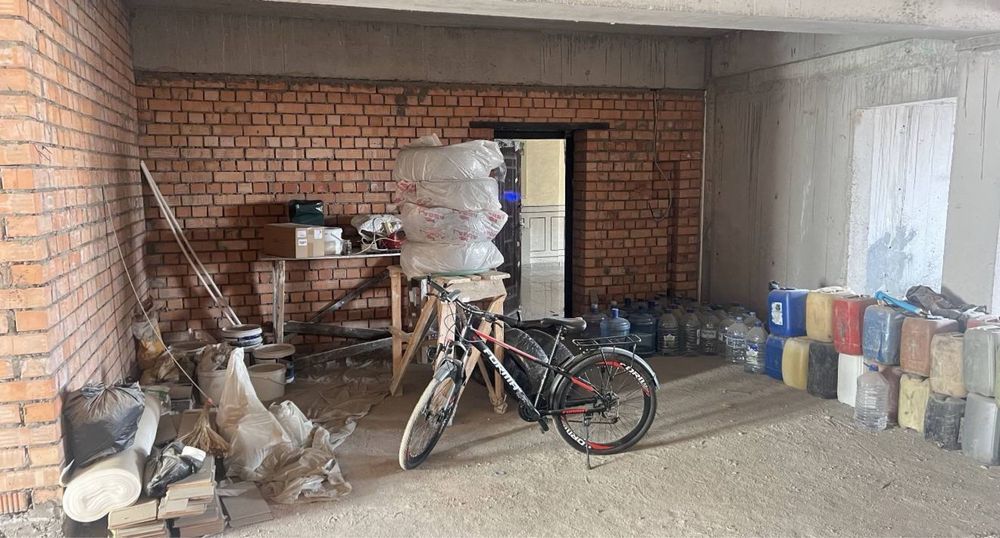 Яккасарайский район 113м² 3-4ком Кирпичный дом, коробка