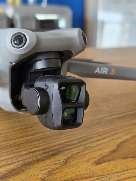 Дрон DJI AIR 3 combo
