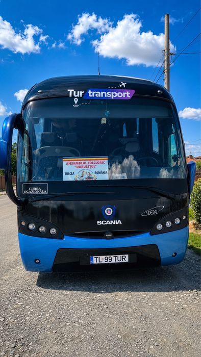 Inchirieri microbuze autocare
