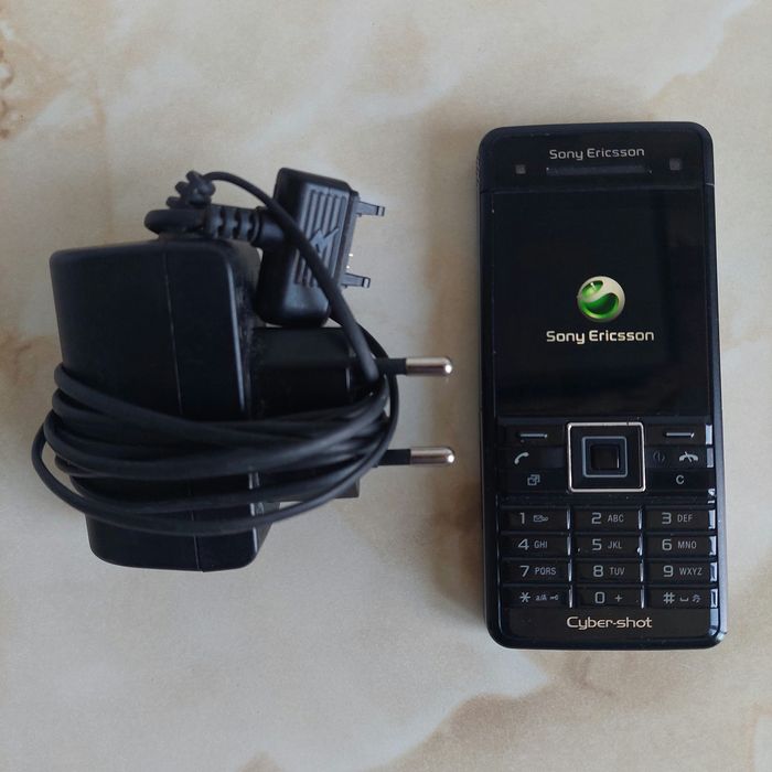 Vând Sony Ericsson c902 Cyber-shot fără probleme + încărcător //poze