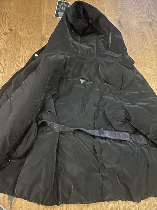 Зимно яке guess