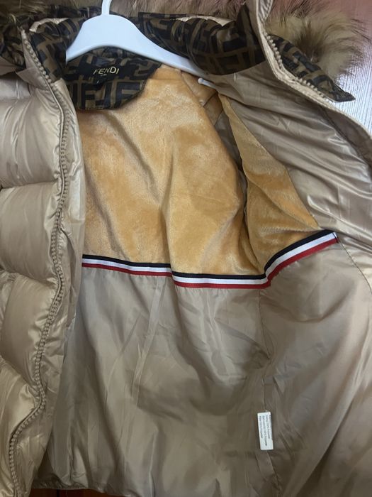 Продам курточку