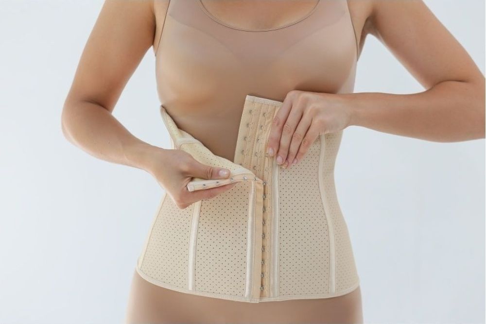 Летняя утягивающия  корсет без лямок для похудения оригинал