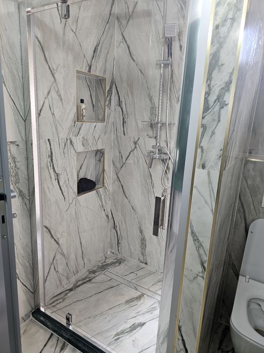 Casa Lux Metro/Carcea