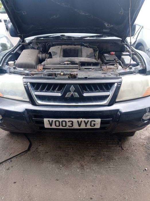 Mitsubishi Pajero 3.2 DID 165ks на части