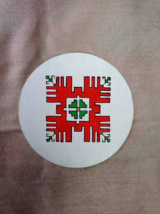 Подложки за чаши с народни мотиви - ръчна изработка