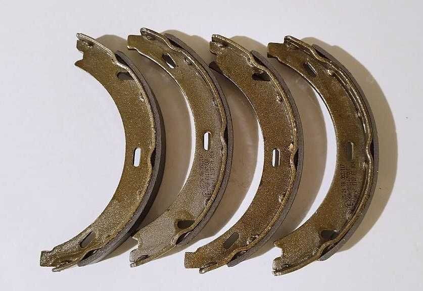 Комплект спирачна челюст за ръчна спирачка за Mercedes-Benz C-Class