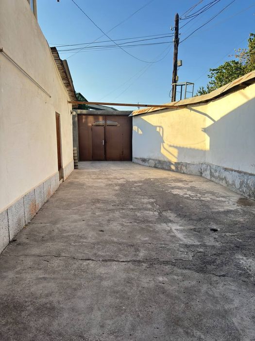 4сотих 1сотиги 35000$ дан булиши