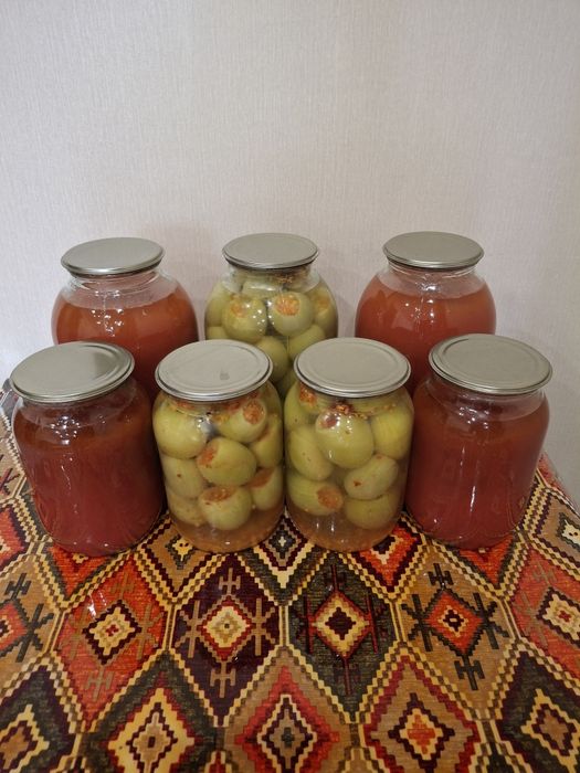 Продам солёные помидоры, огурцы