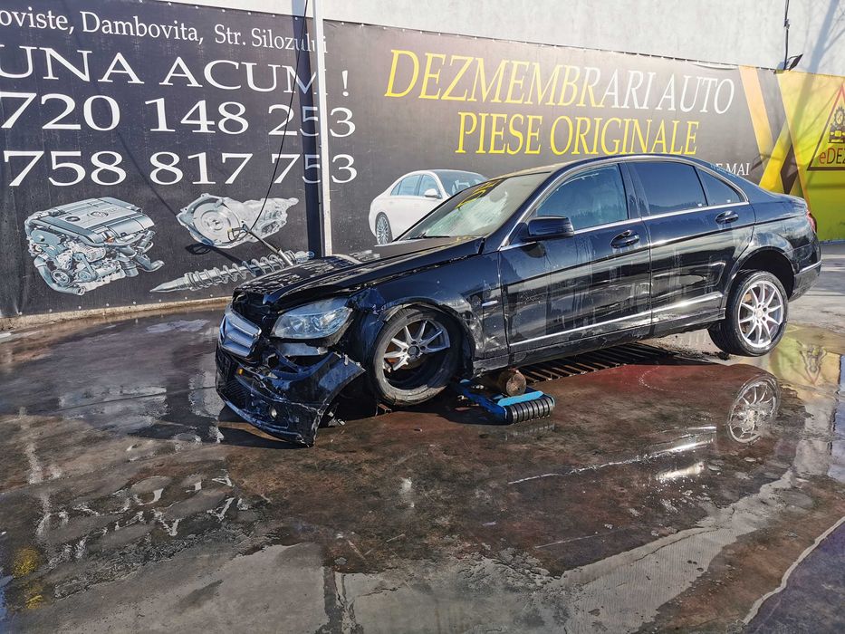 Dezmembrez mercedes c class w204 2.2 euro 5/capota w204/far w204/aripa