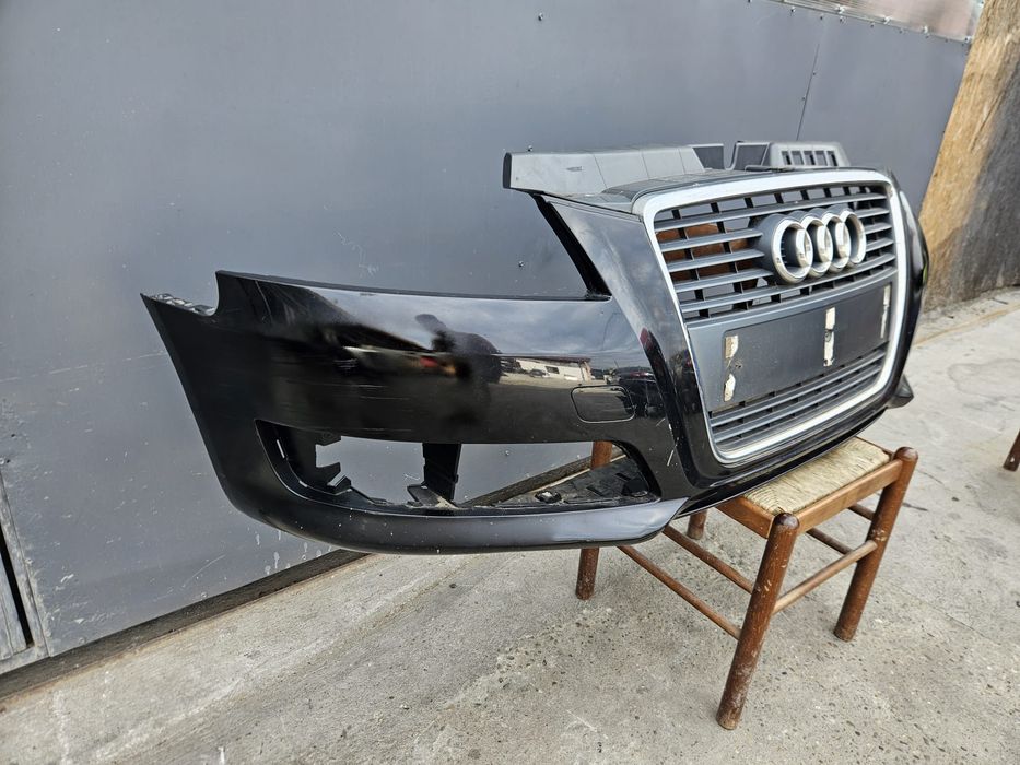 Bara fata Audi A3 8P Facelift 2009-2012 Grila Culoare negru LC9X Spoiler