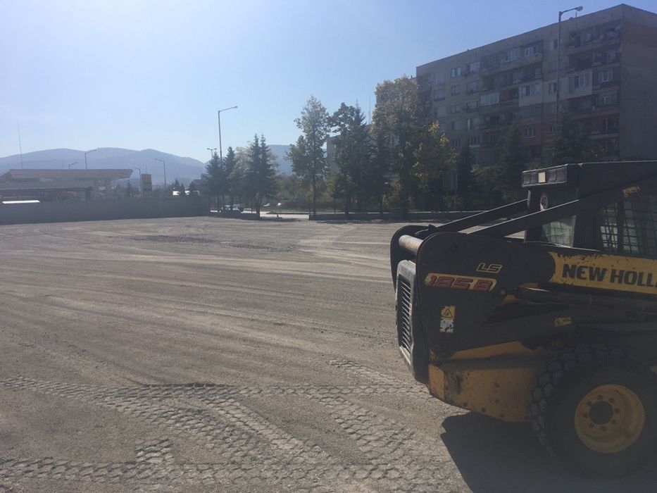 Услуги с мини багер и бобкат(самосвал)