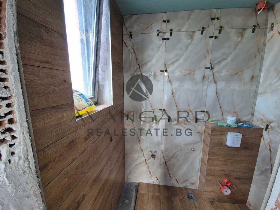 оф.23790 Самостоятелна двуетажна къща/ Марково