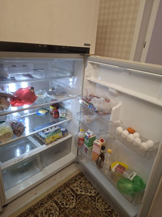 Холодильник б/у большой