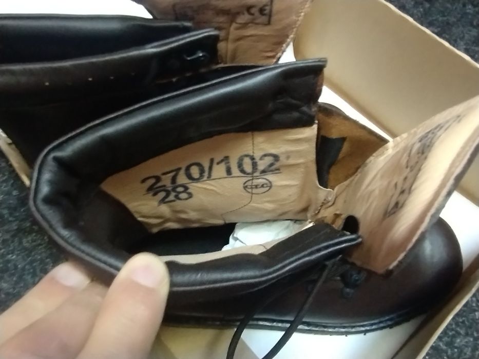 Bocanci combat din piele