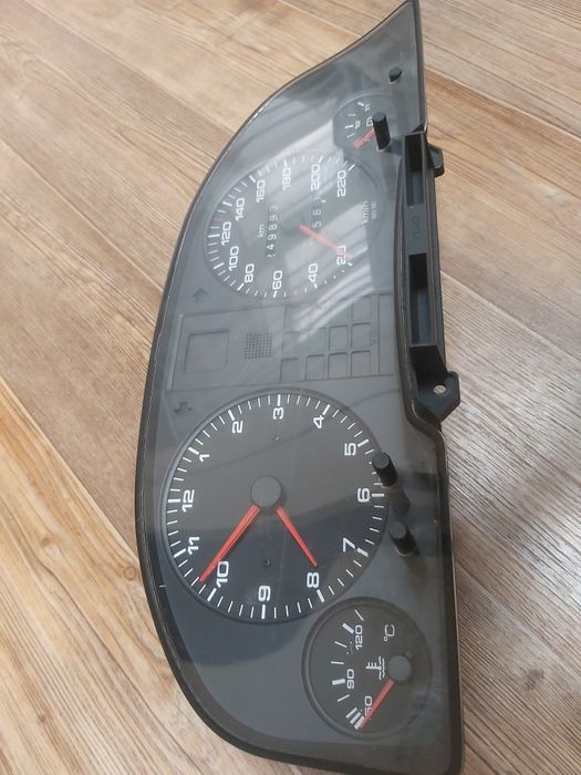 Щиток приборов ауди 80б4