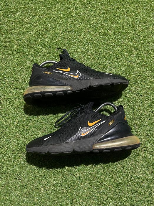 Дамски маратонки : Nike Air Max 270 Multi SWOOSH 40