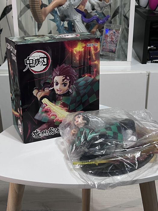 Demon Slayer: Kimetsu no Yaiba 16cm Tanjirou Figurină Anime Sigilată