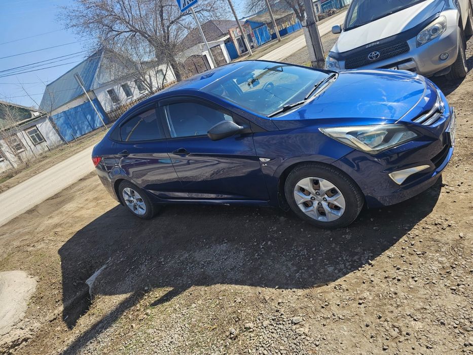 Продам Hyundai Solaris 2015