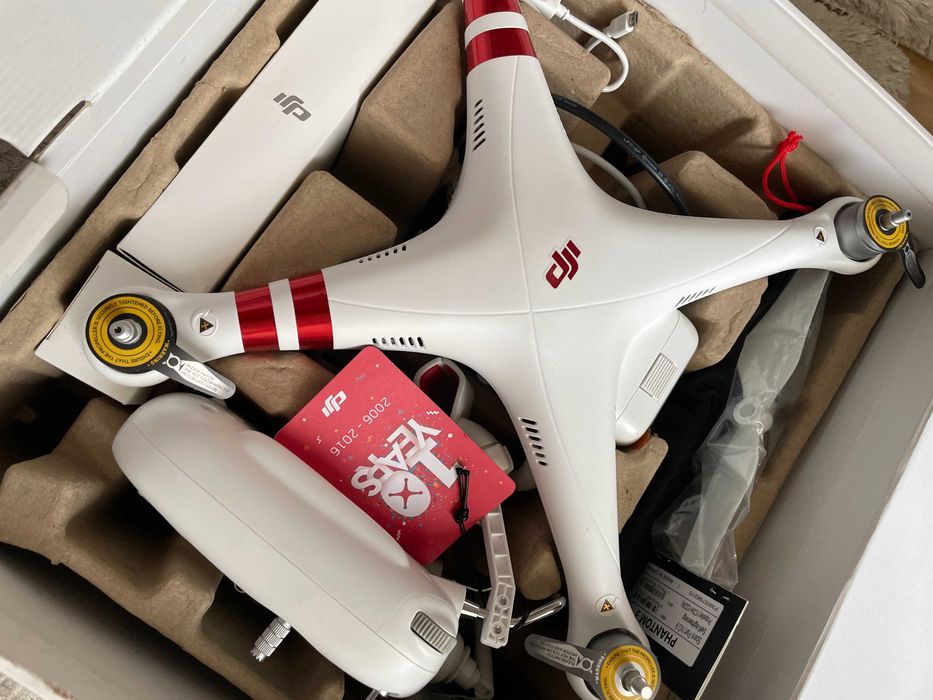 Drona DJI Phantom 3 standard NOU ZERO minute zborUS nuQuadCopter Mavic