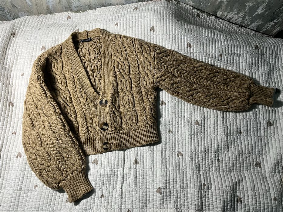 Продам женские одежды разные