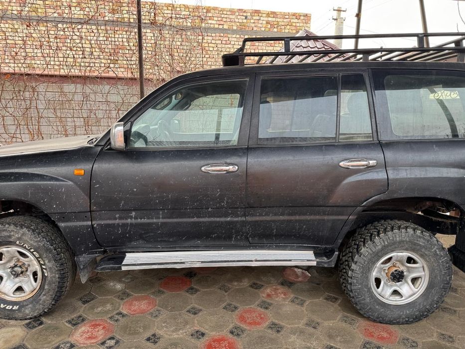 Продам тойота ланд крузер 105