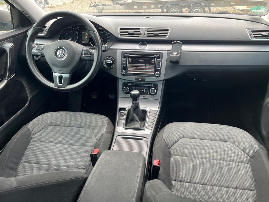 VOLKSWAGEN Passat 2011 — imagine 5