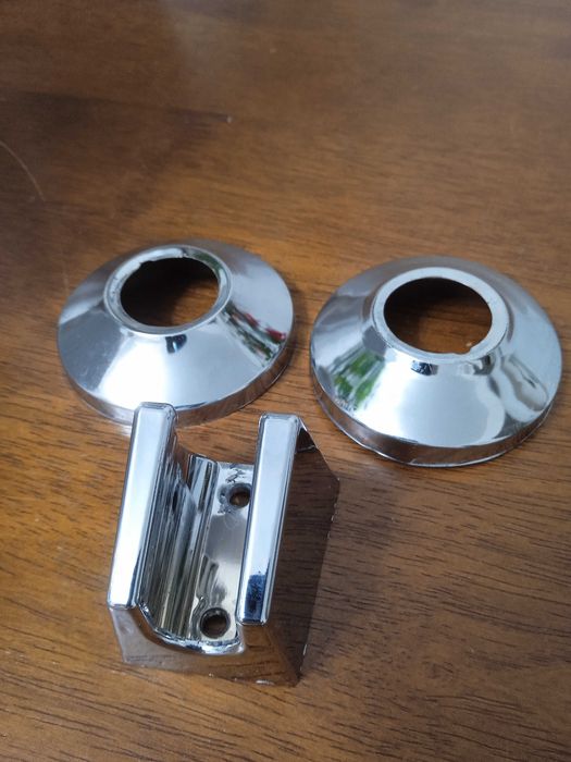 Смеситель для ванной в комплекте