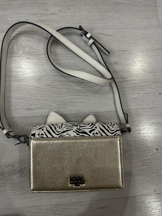 Елегантна чанта karl lagerfeld