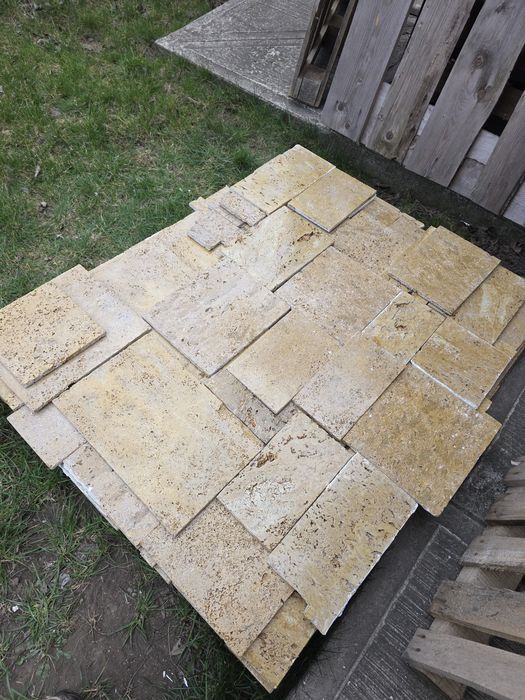 Travertin natural premium – Ripiceni | 10 m² | Fosile marine vizibile