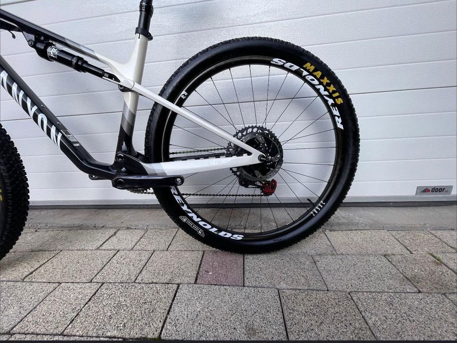 Vand Canyon Lux World Cup CF 7 Marime M