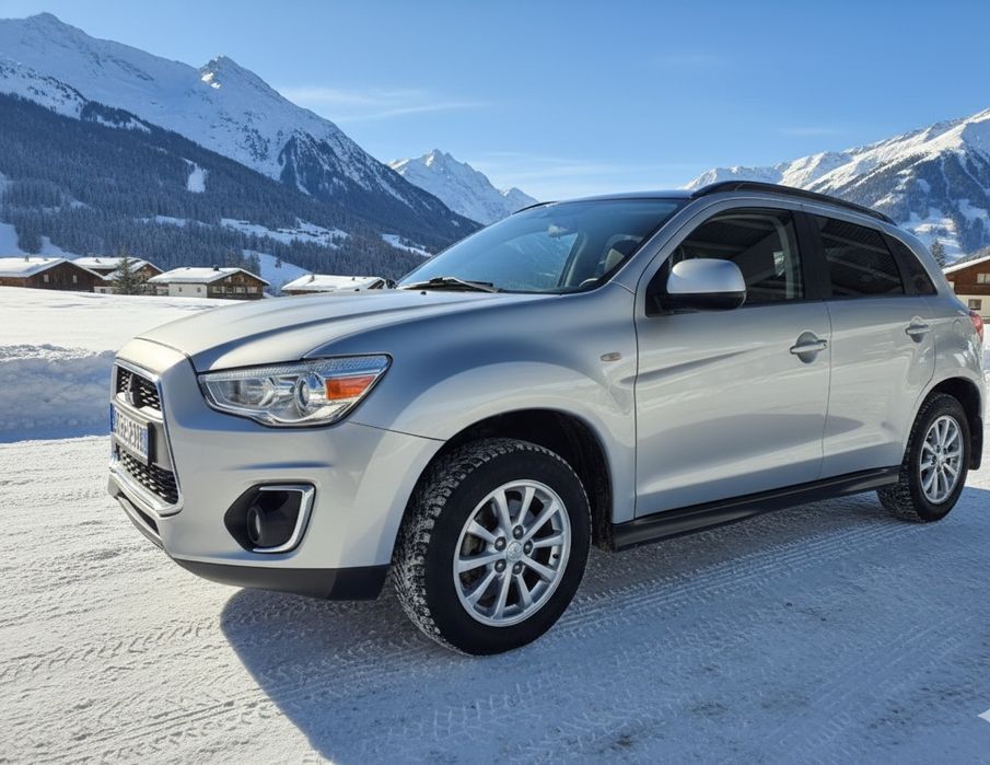 Митсубиси асх в отличном состоянии