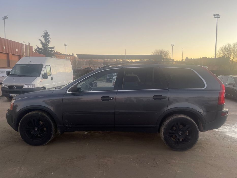 VOLVO XC90 0 — imagine 3