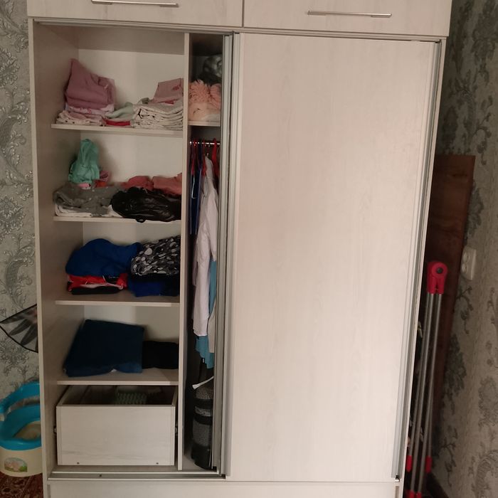 Продаётся новый шкаф