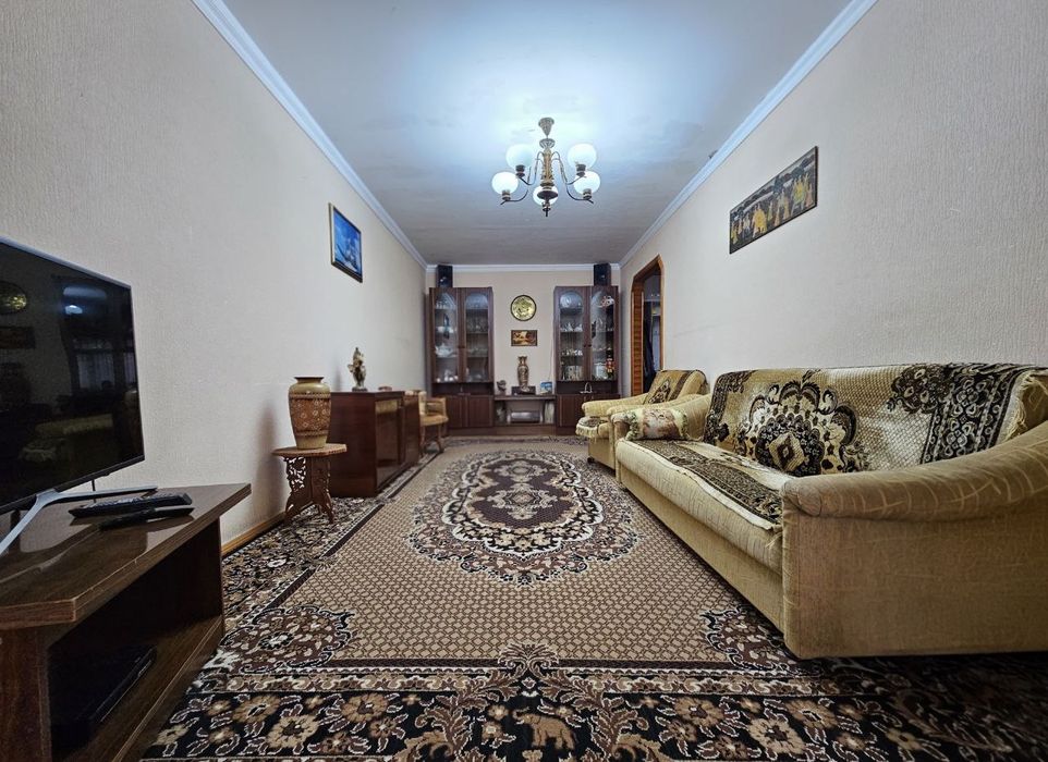 Чиланзар 22-й квартал Ориентир Подмосковная трёхкомнатная