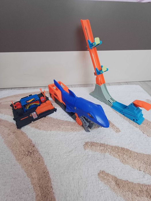 Играчки Hot Wheels