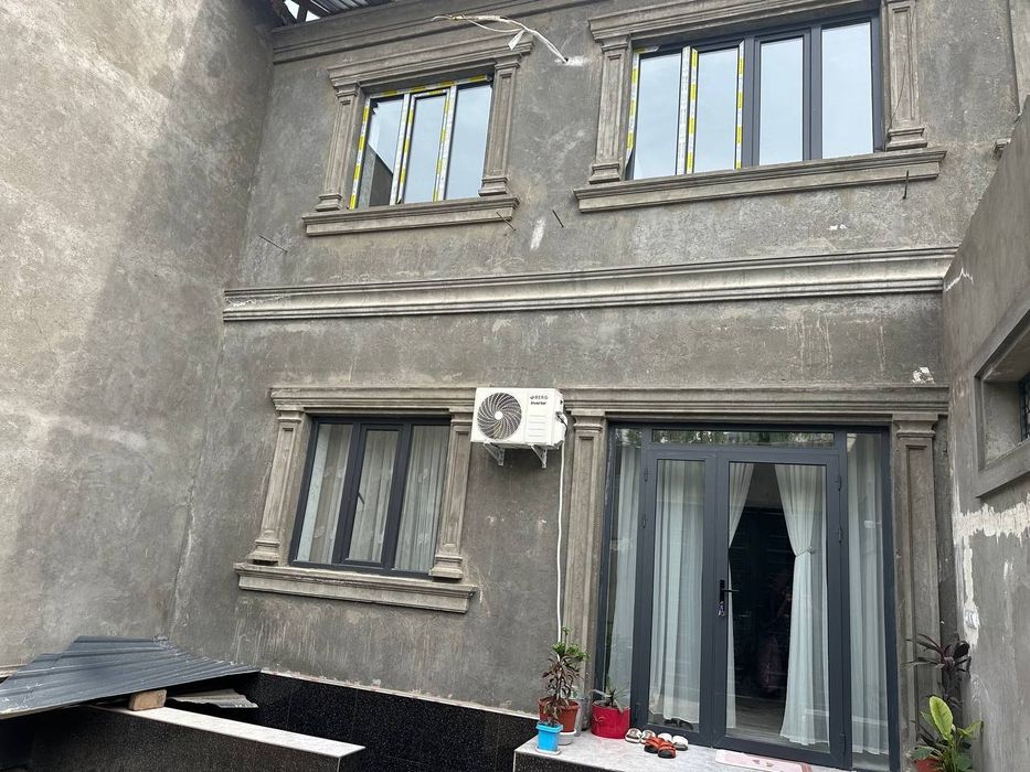 Продаю 4 ком коттедж  олмаз махаля 2 этажний