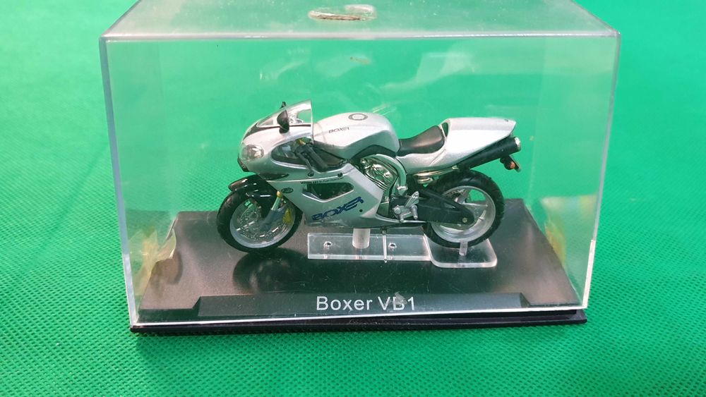 Motociclete scara 1/24 - LOT