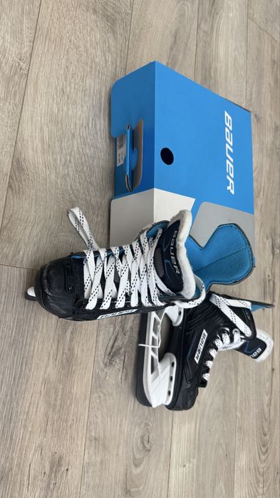 Коньки хоккейные детские