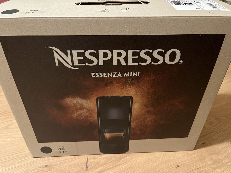 Кафемашина nespresso mini черна
