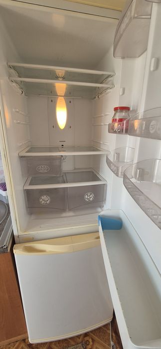 Холодильник продам